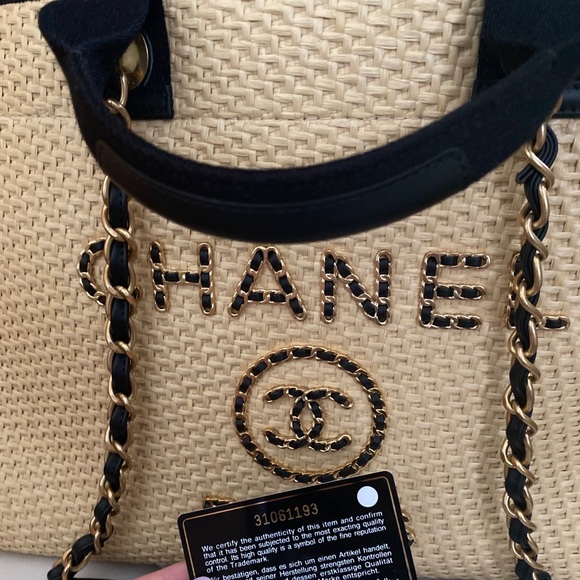 CHANEL Deauville Bag Beige Straw Calfskin Purse - Picture 2 of 10